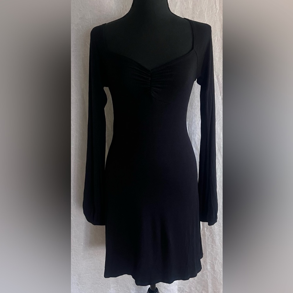 Billabong Black Long-Sleeve Ruched Sweetheart Dress